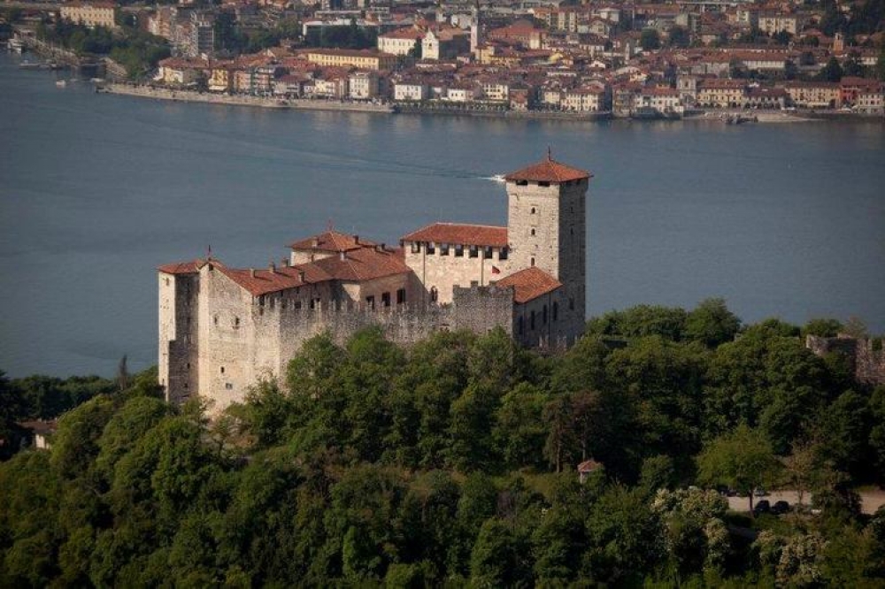 italy-wedding-castle-lake-maggiore-6